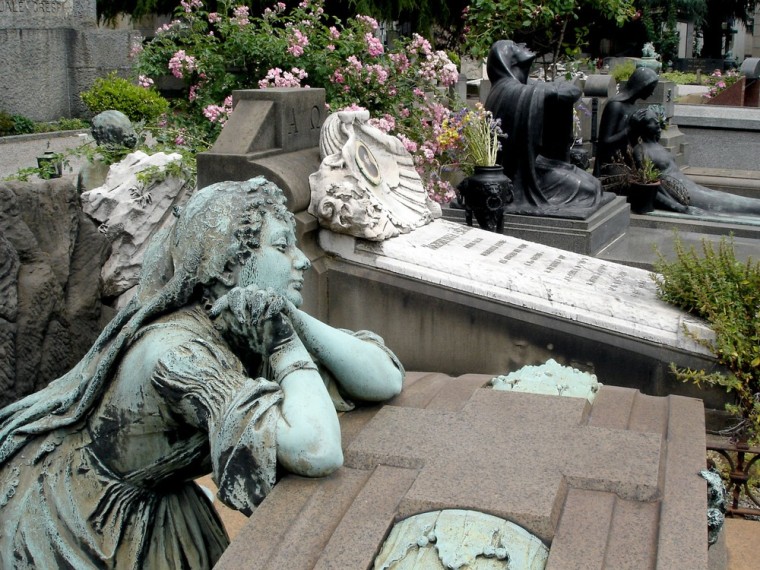 Image: Milan cemetery
